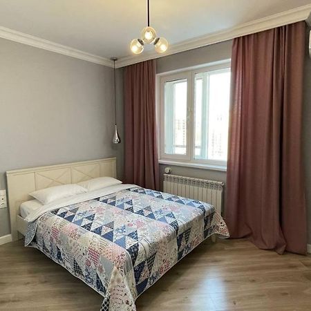 Ernaz Plus Apartments: Sauran-Towers Астана Экстерьер фото