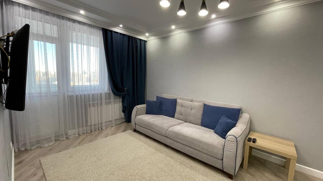 Ernaz Plus Apartments: Sauran-Towers Астана Экстерьер фото