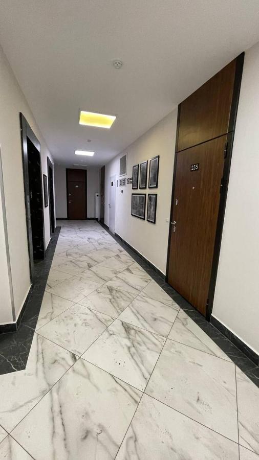 Ernaz Plus Apartments: Sauran-Towers Астана Экстерьер фото